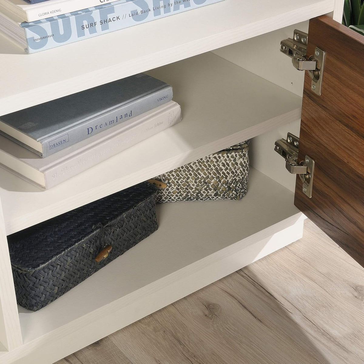 Pearl Oak Finish Credenza O18519