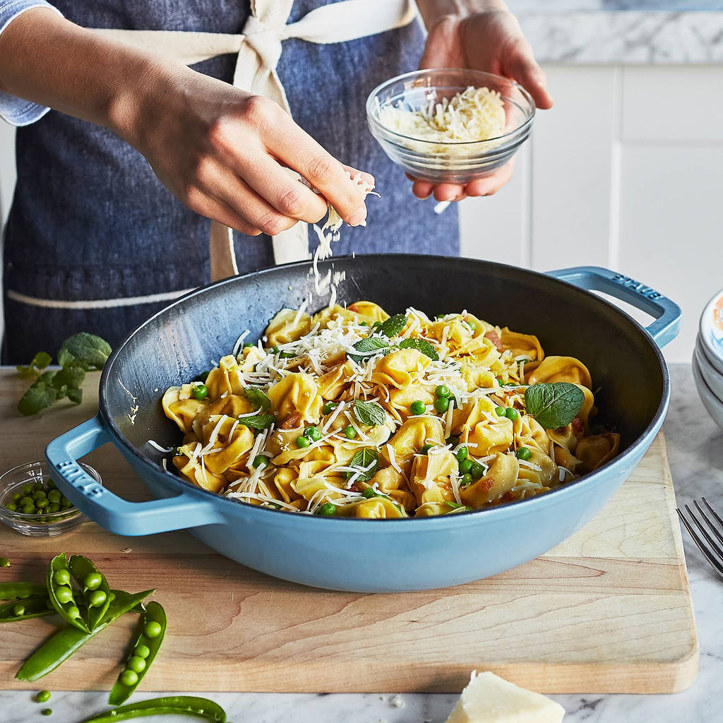 Black Matte Cast Iron 4.5-qt Perfect Pan D66938