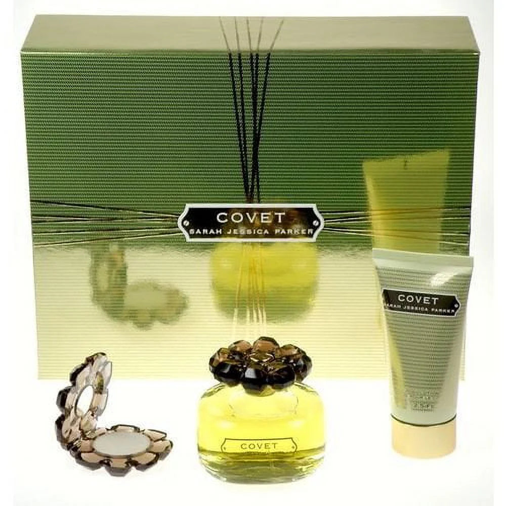 3.4 oz Eau De Parfum Spray + 2.5 oz Body Lotion + Perfume Compact Gift Set M385