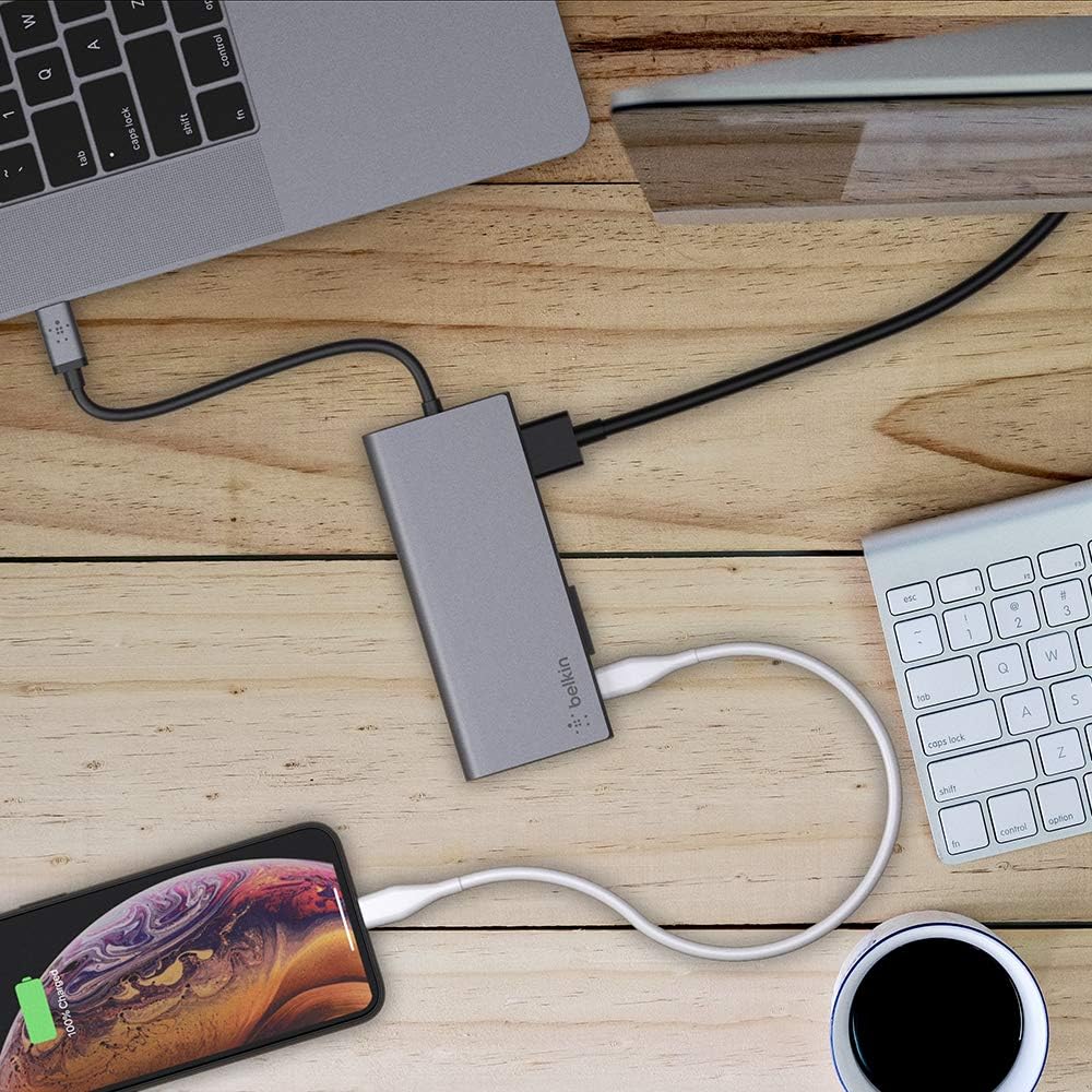 USB-C Hub with Tethered USB-C Cable I595