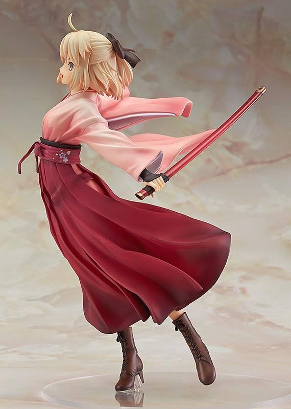 1/8 Scale Figure E39979